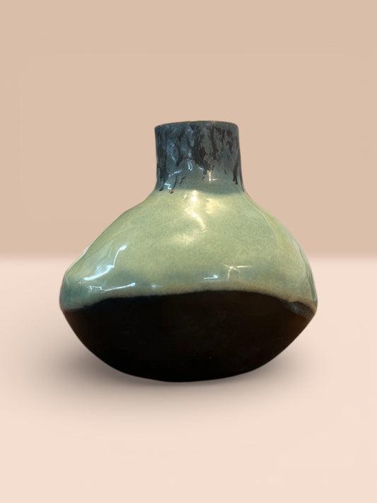 AROKA - The Quiet Ritual Vessel (small)